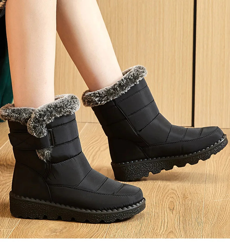 Stylish Women's Winter Boots - Waterproof, Warm
