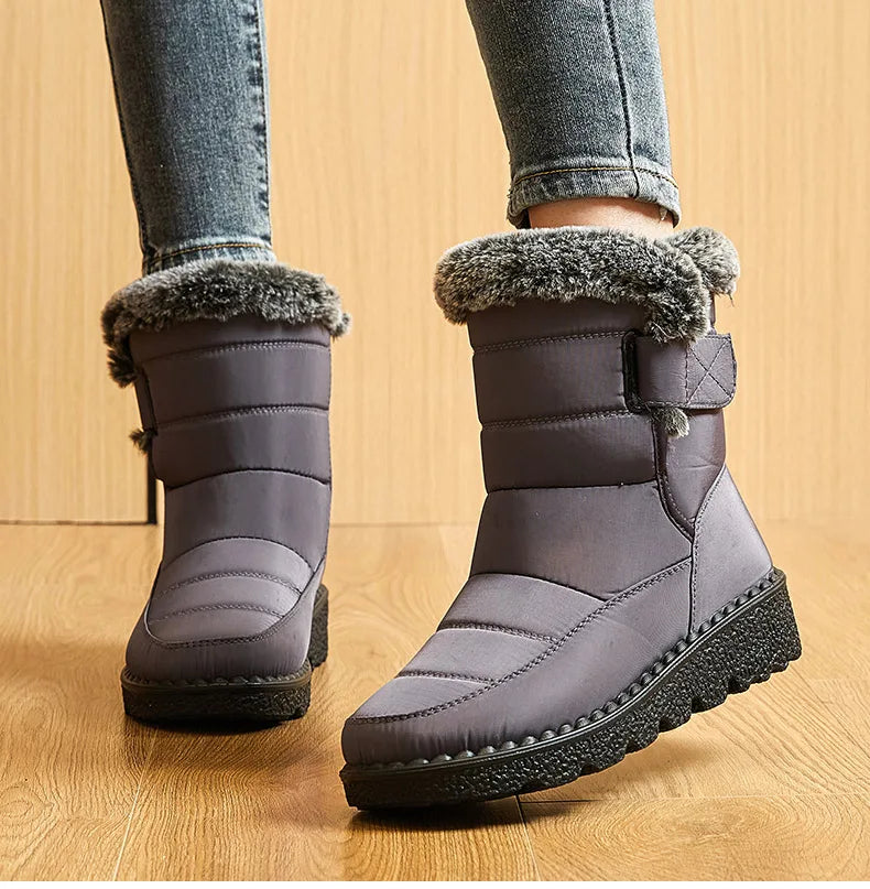 Stylish Women's Winter Boots - Waterproof, Warm