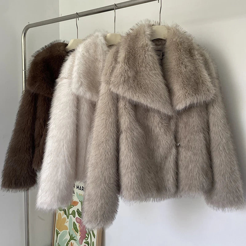 Women's Luxury Gradient Faux Fox Fur Coat with Big Collar