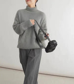 Luxurious 100% Cashmere Turtleneck Sweater for Women