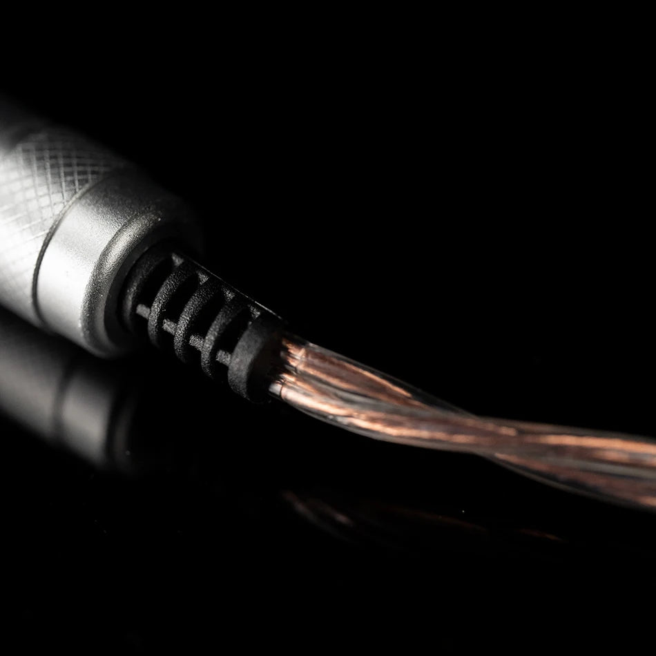 Venture Electronics Devastator – Type-C to 3.5mm/4.4mm Hi-Fi DAC Dongle