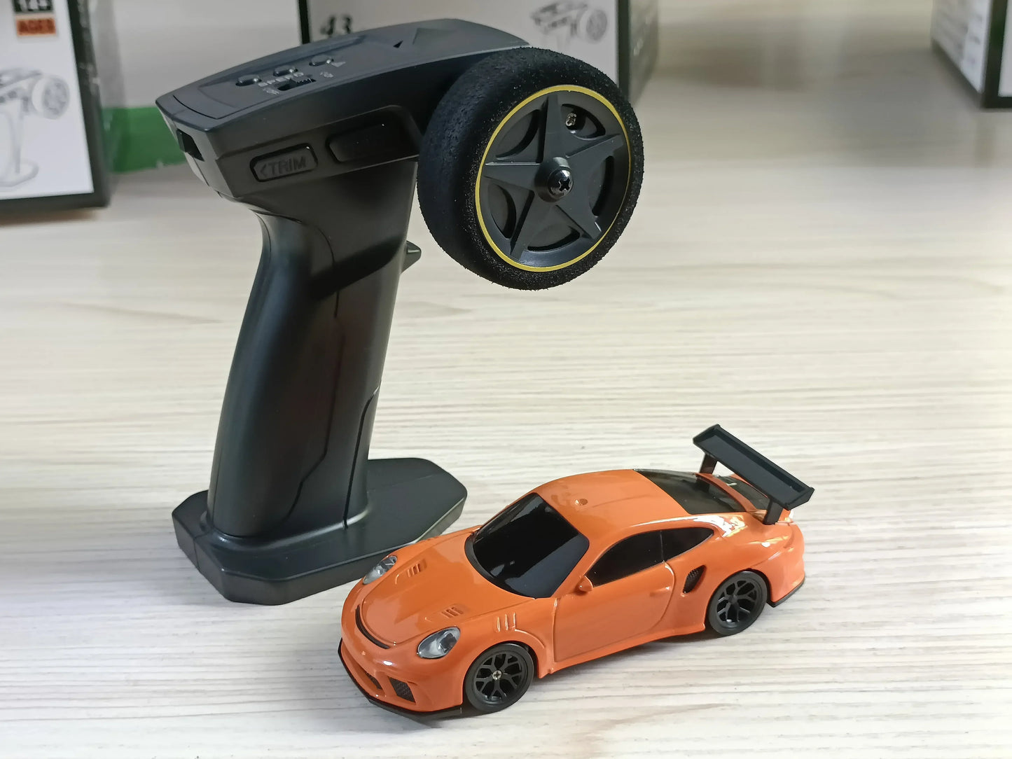 Mini 4WD RC Drift Car 1/43 Scale High-Speed Remote Control Racing Car