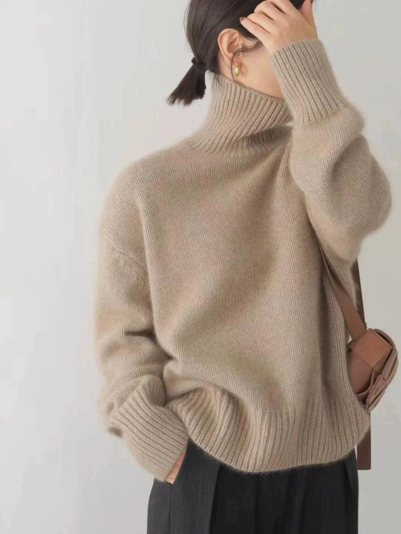 Luxurious 100% Cashmere Turtleneck Sweater for Women