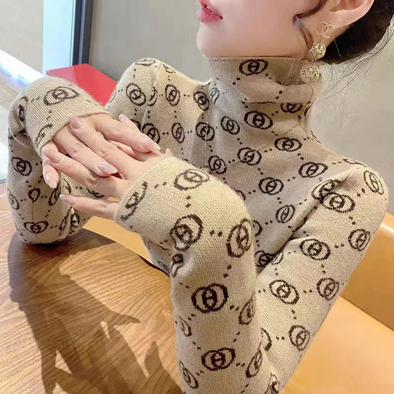 Women's Chic Jacquard Knitted Turtleneck Sweater